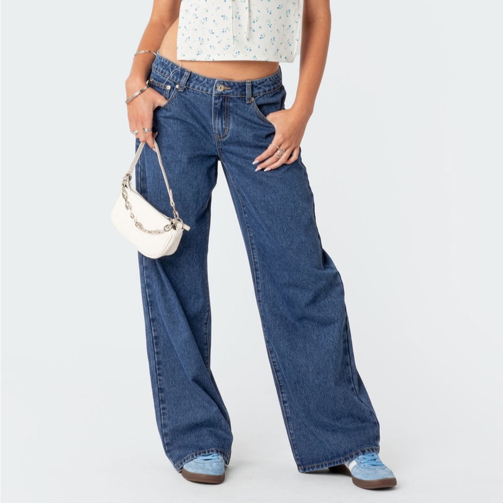 Washed Wide Leg Low Rise Jeans